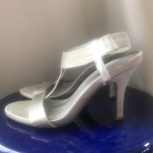 Wedding guest bridal bridesmaid bride prom dance comfortable strappy heel silver - Picture 2 of 13